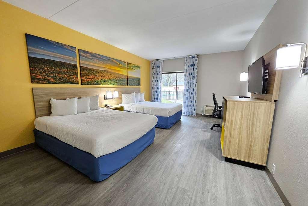 Days Inn By Wyndham Berlin Meriden Δωμάτιο φωτογραφία